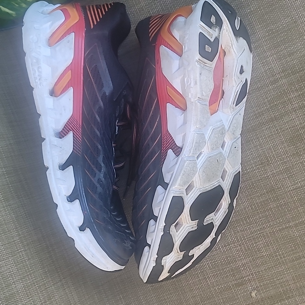 Hoka Black and Red Athletic Shoes SZ 12.5 - Picture 3 of 13